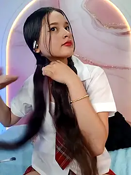 Jasmineloki online show from 13, 3, 2026