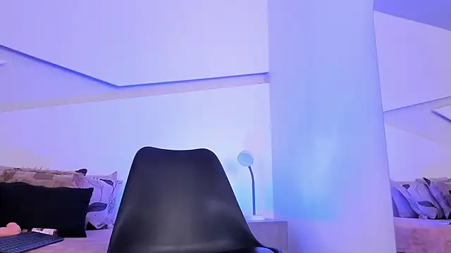 SmoothAlpha  online show from 27, 4, 2026