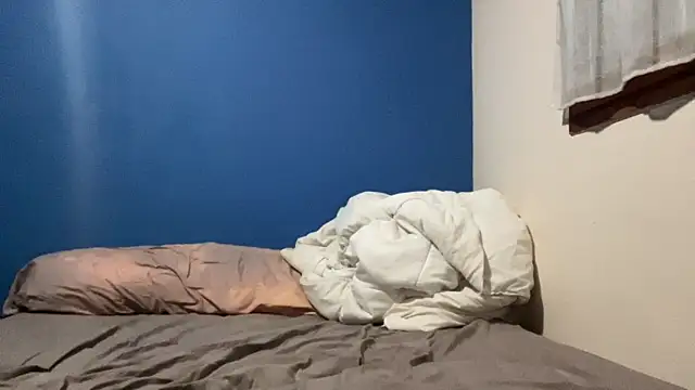 CoquineCharmeuse online show from 18, 12, 2025