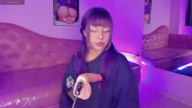 Lia Kitten2 online show from 22, 12, 2025