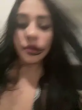 pudizinhaa  online show from 5, 2, 2026