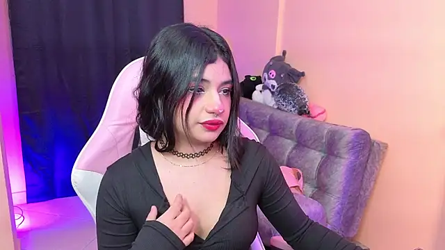 bonnieTaylor1 online show from 22, 12, 2025