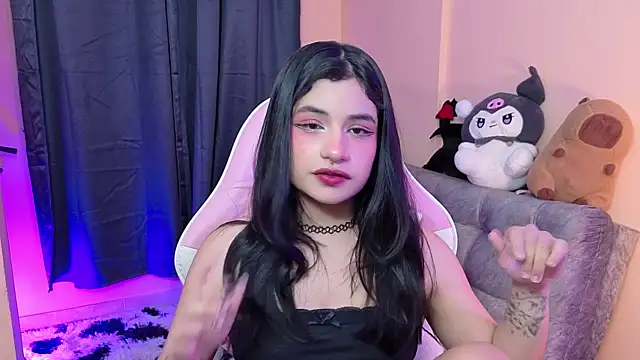 bonnieTaylor1 online show from 24, 7, 2026