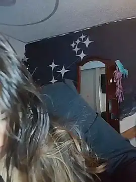 Snapshot of Krolaykate chatting on 17, 12, 2025 Krolaykate online show from 17, 12, 2025