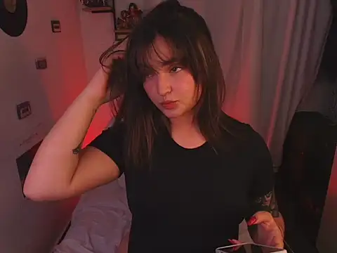 sara cuteeyes online show from 1, 4, 2026