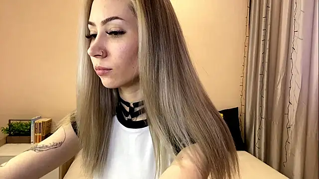 Snapshot of sun_under_skyy chatting on 10, 1, 2026 sun under skyy online show from 10, 1, 2026