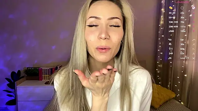 sun under skyy online show from 5, 3, 2026