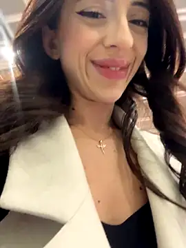 YeaLina online show from 21, 12, 2025