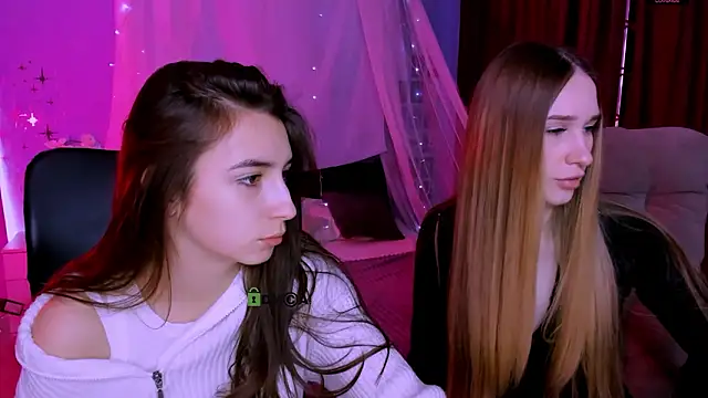 mila firee online show from 18, 3, 2026