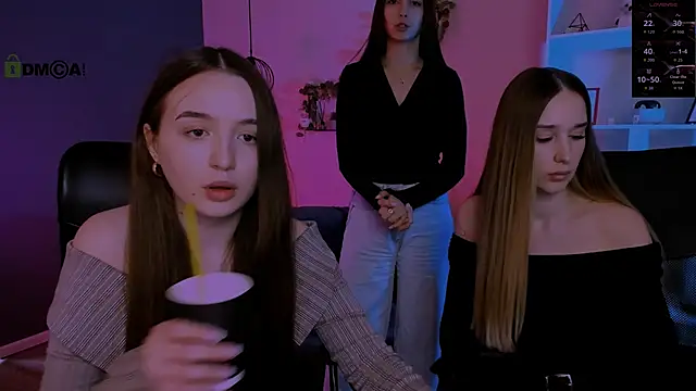 mila firee online show from 27, 3, 2026