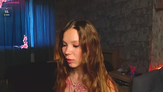 Snapshot of Cara_Sweet1 chatting on 27, 5, 2026 Cara Sweet1 online show from 27, 5, 2026