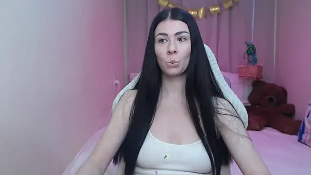 Snapshot of MilaSecret55 chatting on 16, 4, 2026 MilaSecret55 online show from 16, 4, 2026