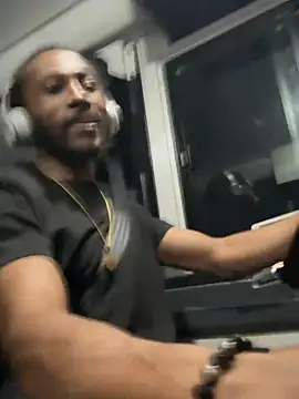 Pleasure Overlord online show from 4, 3, 2026