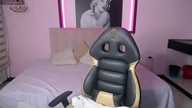 Kendall fox x online show from 10, 1, 2026