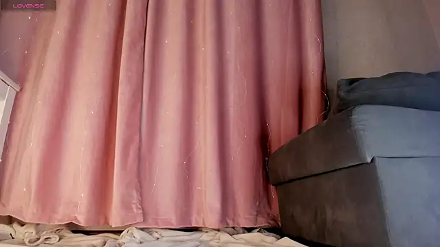 Snapshot of Mia_Carmin chatting on 17, 2, 2026 Mia Carmin online show from 17, 2, 2026