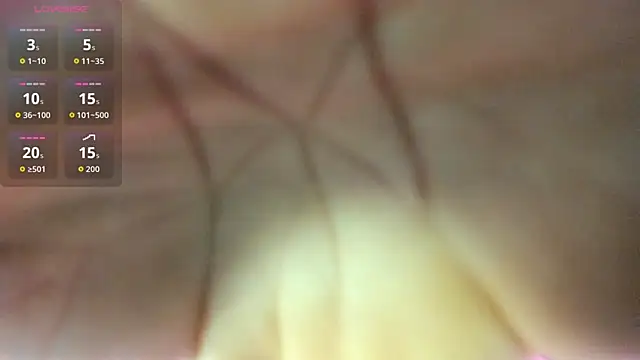 Snapshot of Sophia_Moons_ chatting on 9, 6, 2026 Sophia Moons online show from 9, 6, 2026