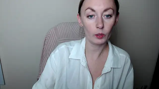 LiaSeass  online show from 17, 2, 2026