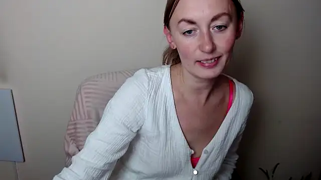 Snapshot of LiaSeass_ chatting on 8, 1, 2026 LiaSeass online show from 8, 1, 2026