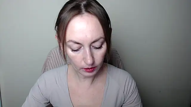 LiaSeass  online show from 13, 3, 2026