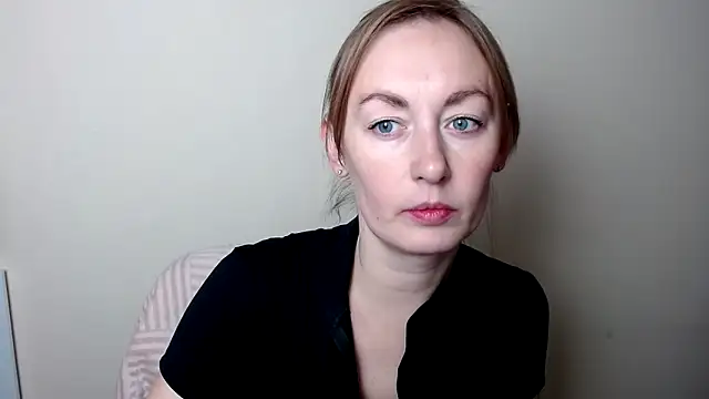 Snapshot of LiaSeass_ chatting on 7, 1, 2026 LiaSeass online show from 7, 1, 2026