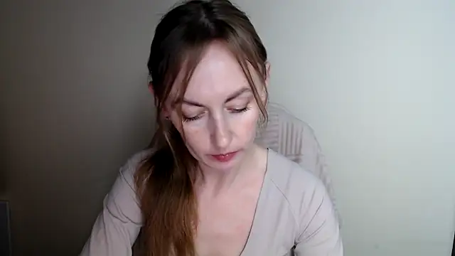 Snapshot of LiaSeass_ chatting on 6, 6, 2026 LiaSeass online show from 6, 6, 2026
