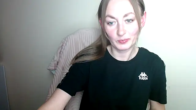 LiaSeass  online show from 5, 5, 2026