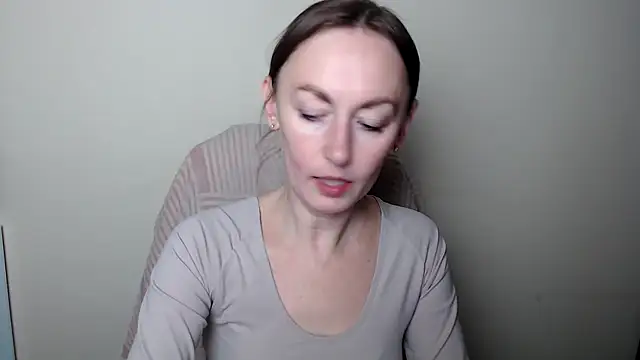 LiaSeass  online show from 2, 3, 2026