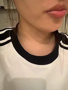 -Bibi-18 online show from 30, 4, 2026