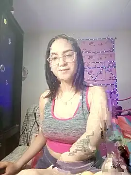 Snapshot of LunaVinxxen chatting on 8, 1, 2026 LunaVinxxen online show from 8, 1, 2026