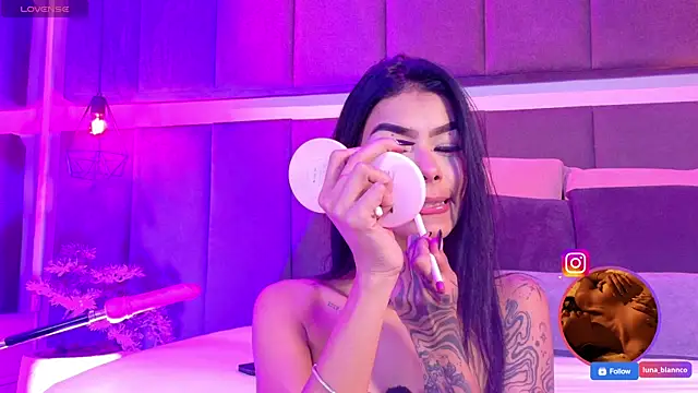 luna blannco online show from 25, 3, 2026