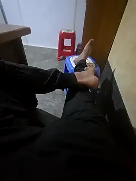 SHARIF12123 online show from 8, 4, 2026