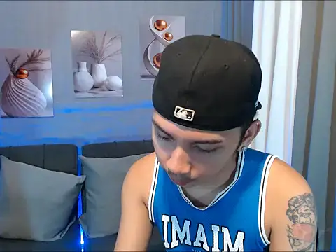 dylan hardfucker online show from 6, 3, 2026