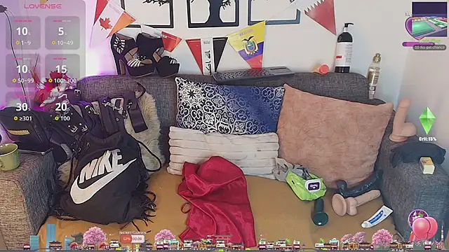 Laura hotmilf online show from 9, 7, 2026