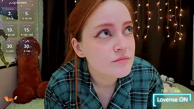 LittleFoxHole online show from 21, 12, 2025