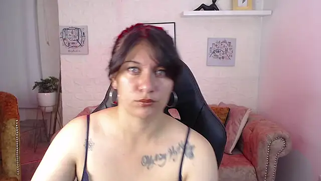 amanda rousee online show from 23, 5, 2026