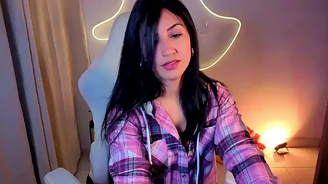 Snapshot of chloebum_ chatting on 16, 1, 2026 chloebum online show from 16, 1, 2026