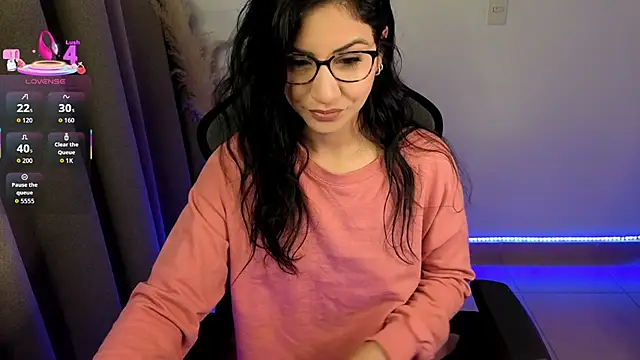 chloebum  online show from 13, 5, 2026