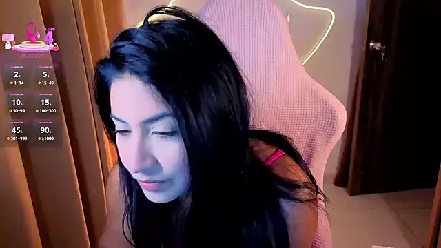 Snapshot of chloebum_ chatting on 23, 12, 2025 chloebum online show from 23, 12, 2025