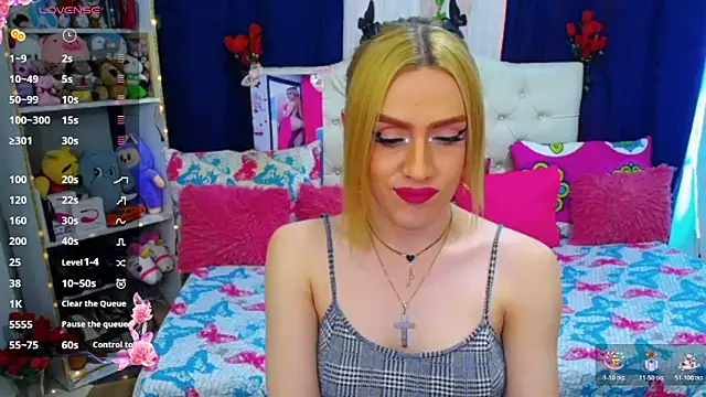 Snapshot of golden_girl01 chatting on 1, 7, 2026 golden girl01 online show from 1, 7, 2026