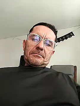 Snapshot of Maxhot3108 chatting on 3, 3, 2026 Maxhot3108 online show from 3, 3, 2026