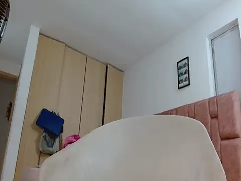 vanessa hot69  online show from 3, 2, 2026