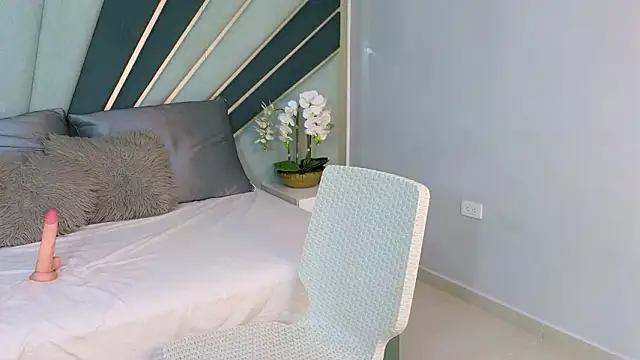 DulceeEsmeralda online show from 12, 3, 2026