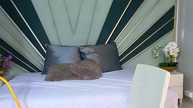 DulceeEsmeralda online show from 28, 3, 2026