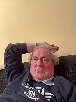 csikar online show from 15, 3, 2026