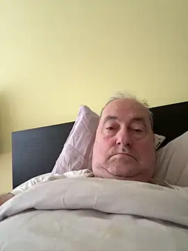 csikar online show from 15, 4, 2026