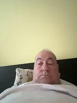 csikar online show from 8, 4, 2026