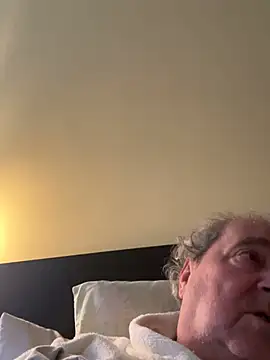 csikar online show from 5, 3, 2026