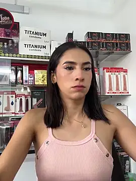 lunaluxury22 online show from 23, 3, 2026