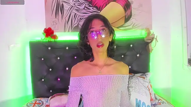 Snapshot of RossieCooper chatting on 7, 1, 2026 RossieCooper online show from 7, 1, 2026