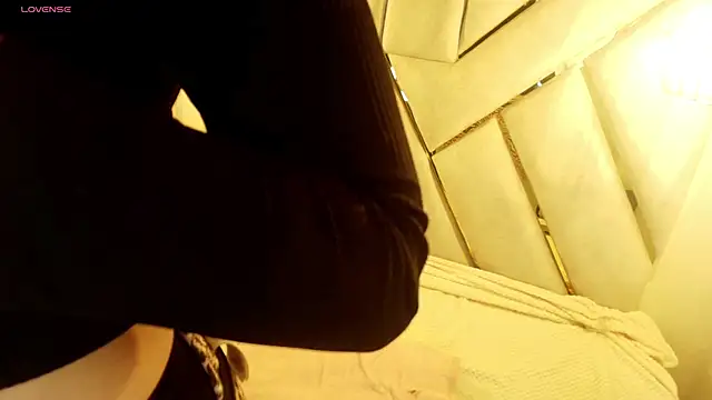 Lovely-martina online show from 12, 1, 2026